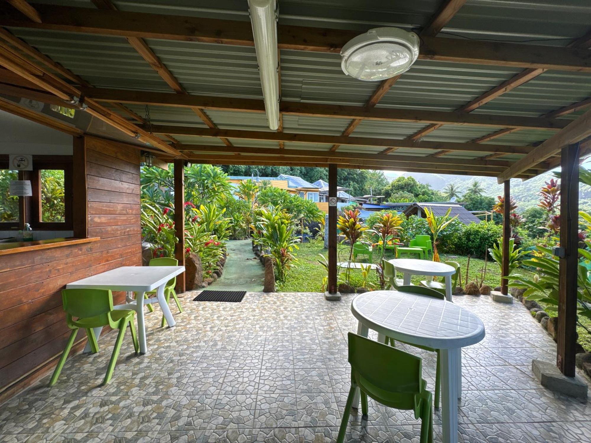 Fare Arana Moorea Guesthouse Atiha Экстерьер фото